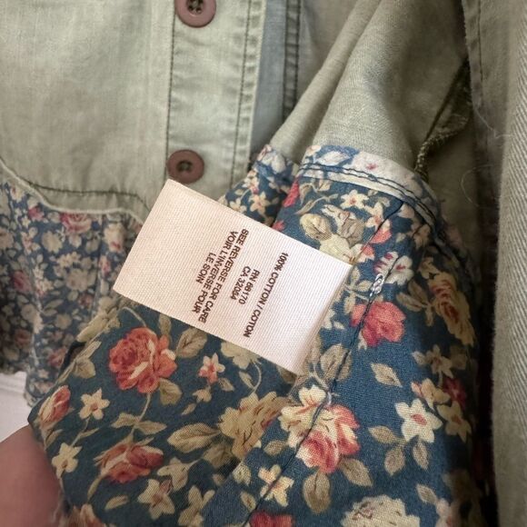 We The Free Green Utility Jacket with Floral Hem size Small - Picture 6 of 6